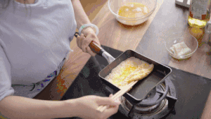 日式肥牛饭+厚蛋烧便当+菠萝橙子汁【曼达小馆】的做法 步骤7
