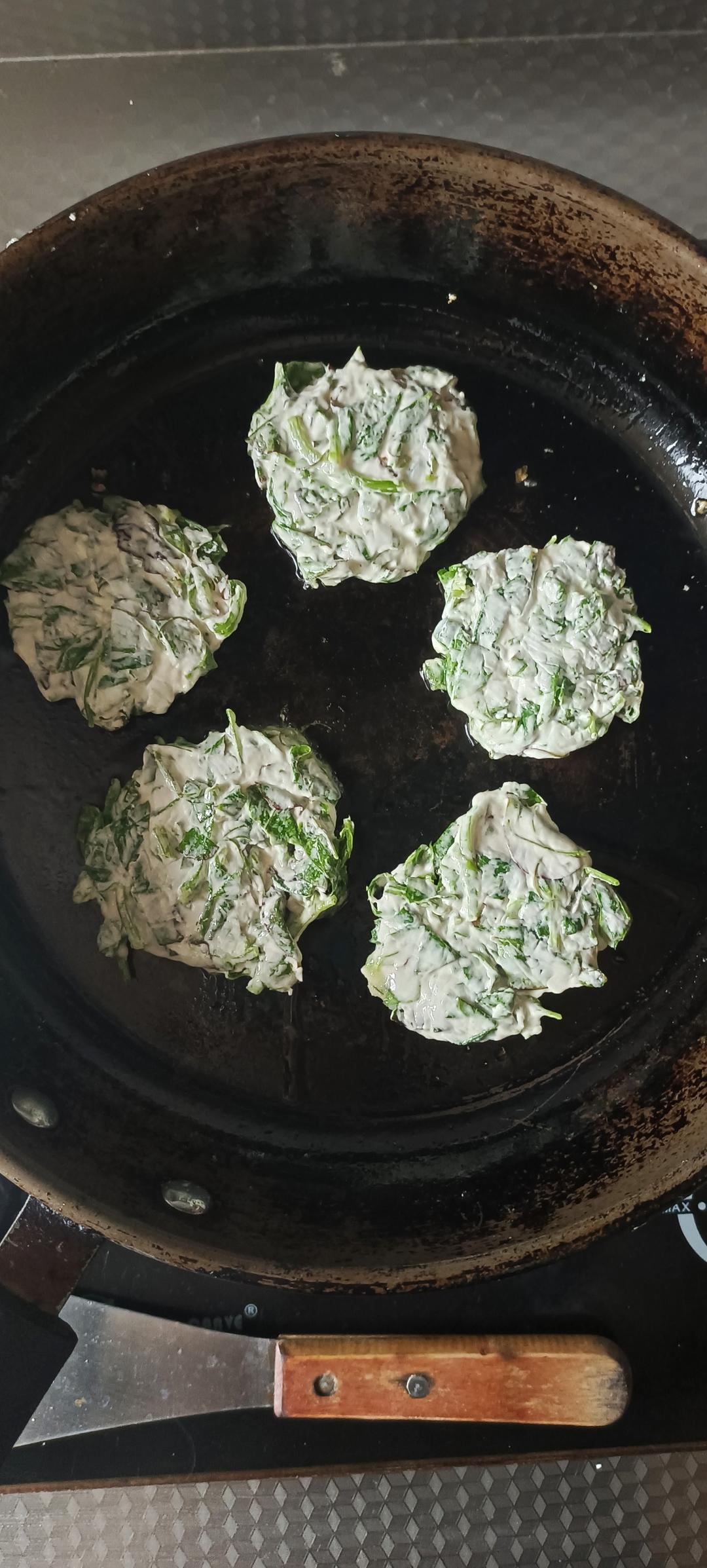 豌豆苗糯米饼小时候的味道