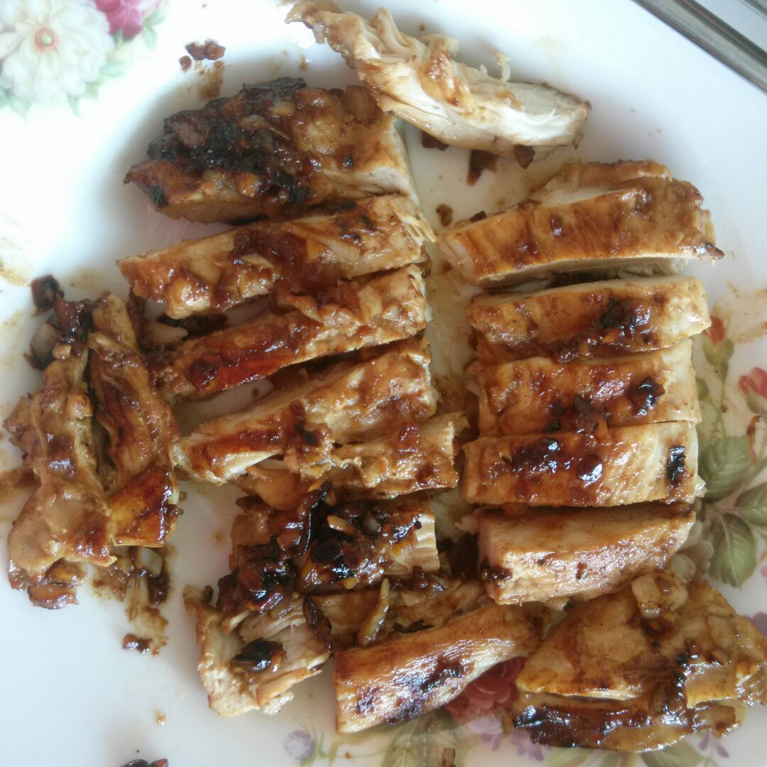 酷炫屌炸天好吃的煎鸡胸肉（香蒜蜂蜜煎鸡胸肉）