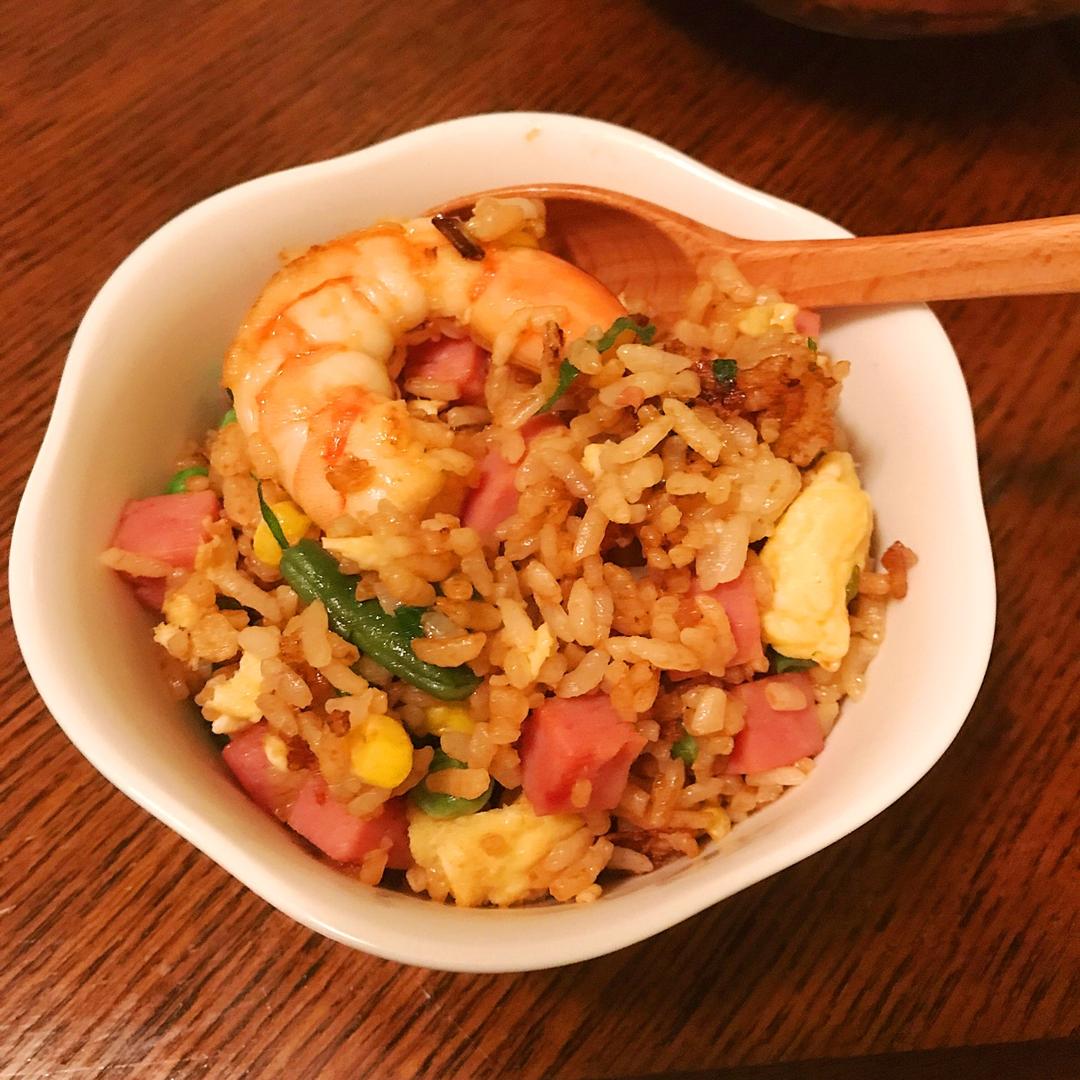 酱油炒饭(超级简单)