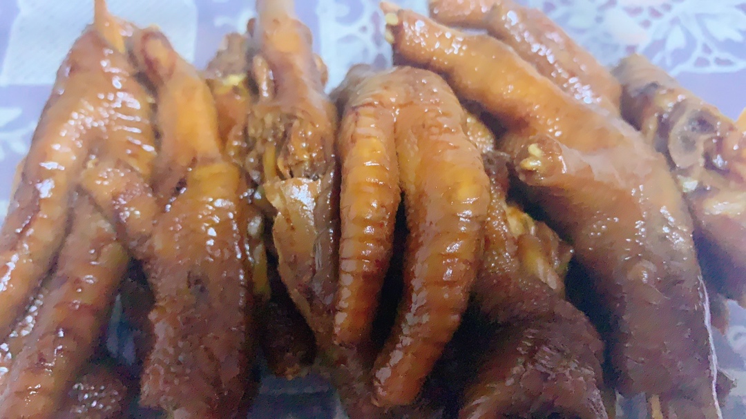 “销魂”卤鸡爪