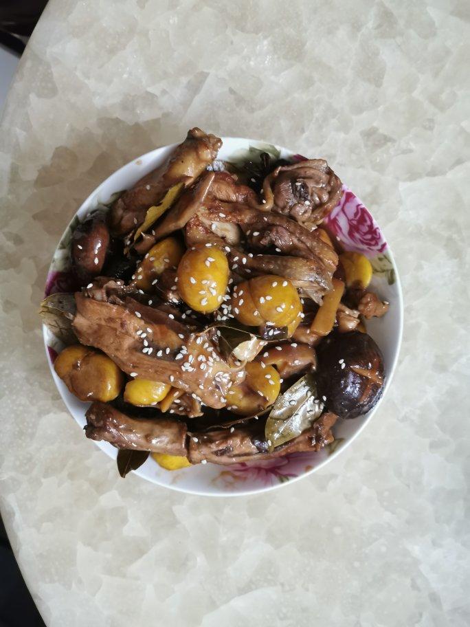 板栗蜜汁鸡