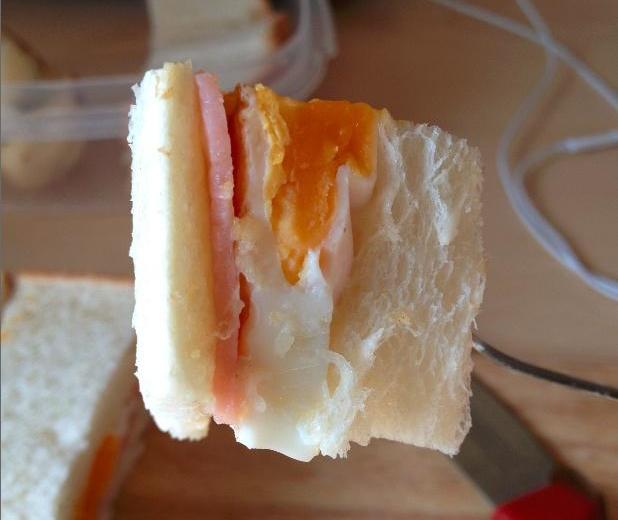 简易三明治的做法