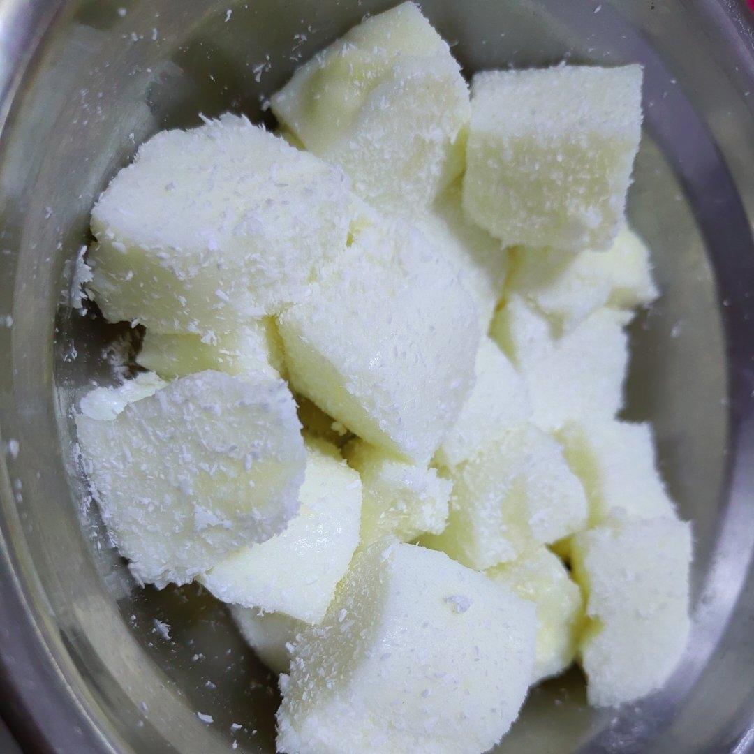 完胜85‘C的牛奶椰蓉小方