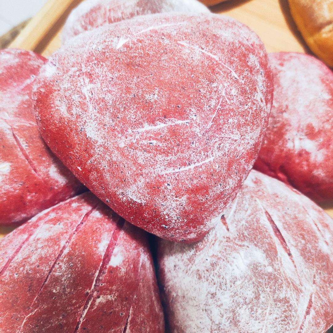 火龙果麻薯欧包