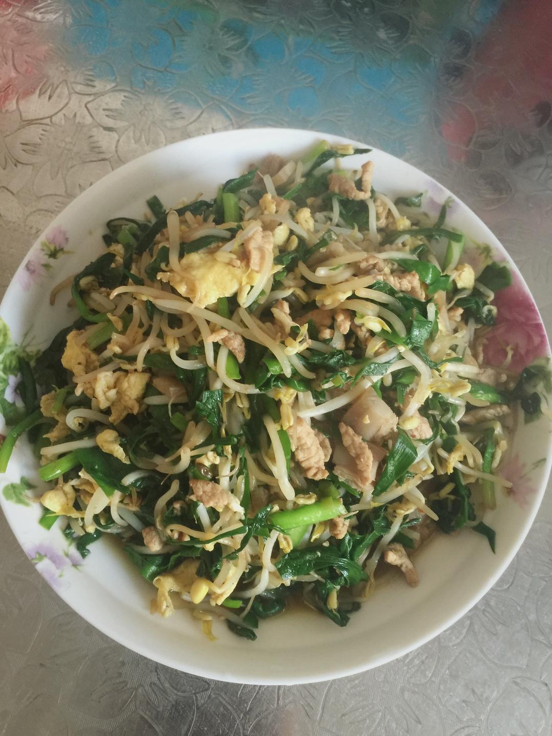 曹太清新小炒（韭菜绿豆芽鸡蛋肉丝）