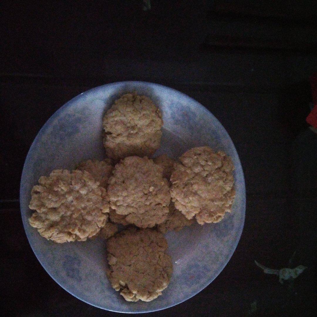 燕麦葡萄干饼干