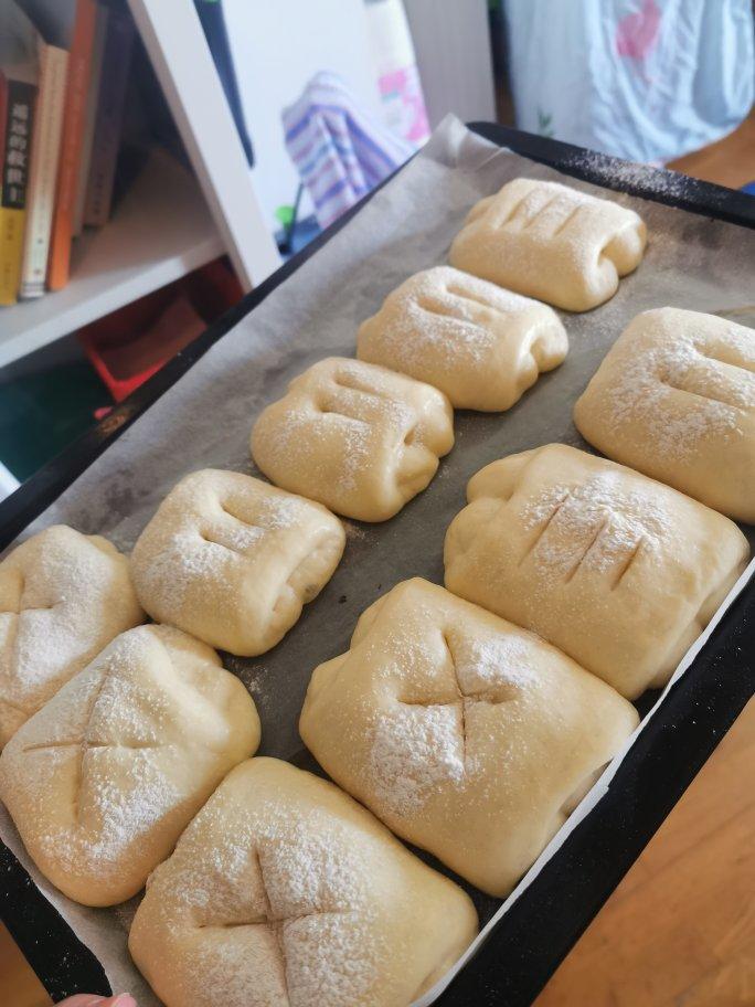 软到不知所措的牛奶卷