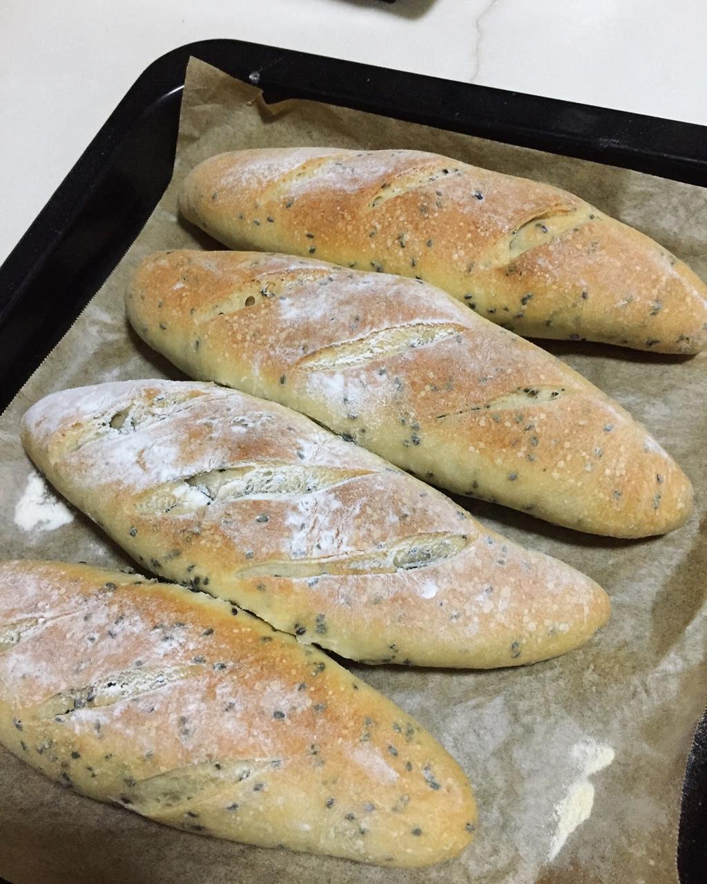 黑芝麻咸棍面包