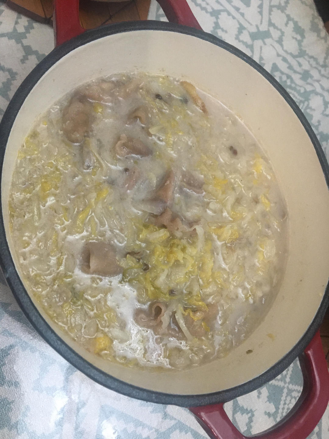 酸菜肥牛