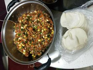 玉米饺子的做法 步骤2