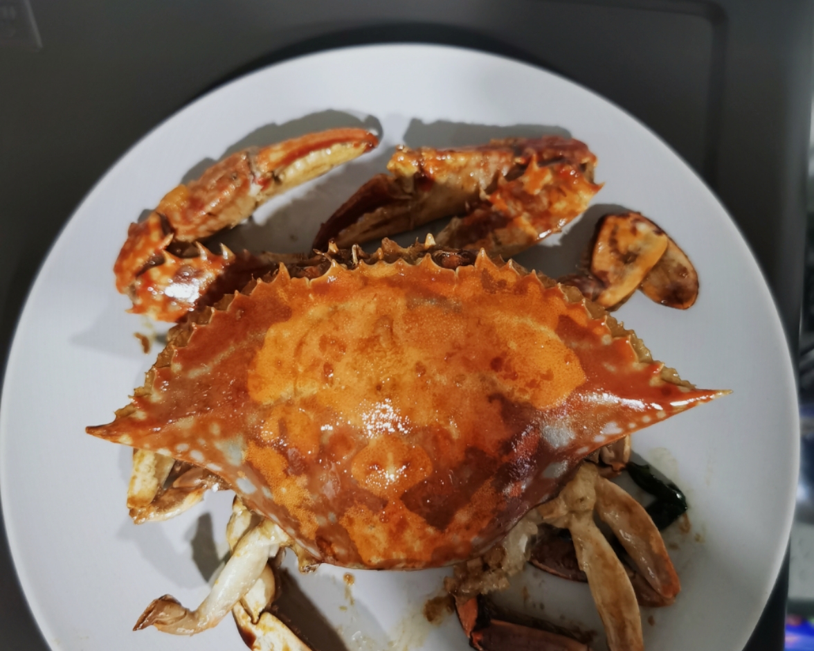 葱炒梭子蟹，超级赞的做法