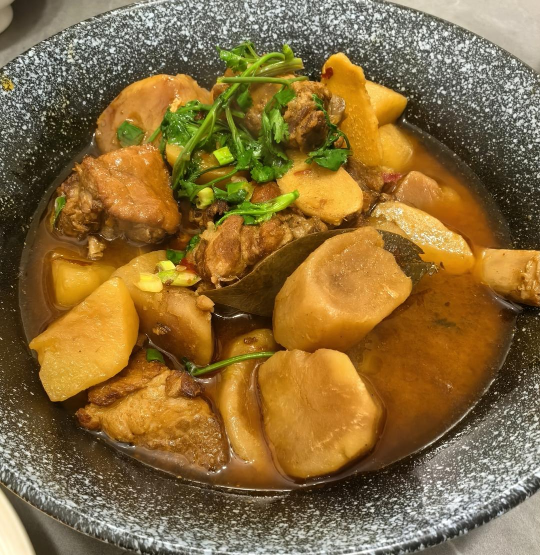 土豆烧排骨