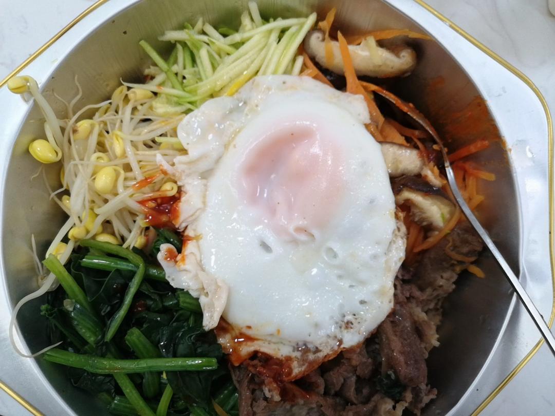 减脂糙米韩式拌饭