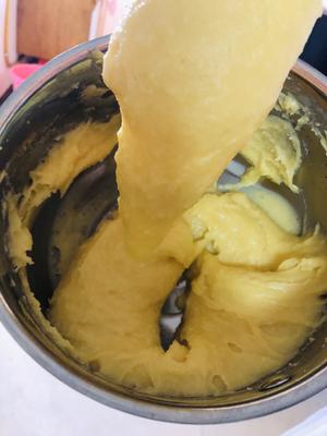 奶油酥皮泡芙的做法 步骤9