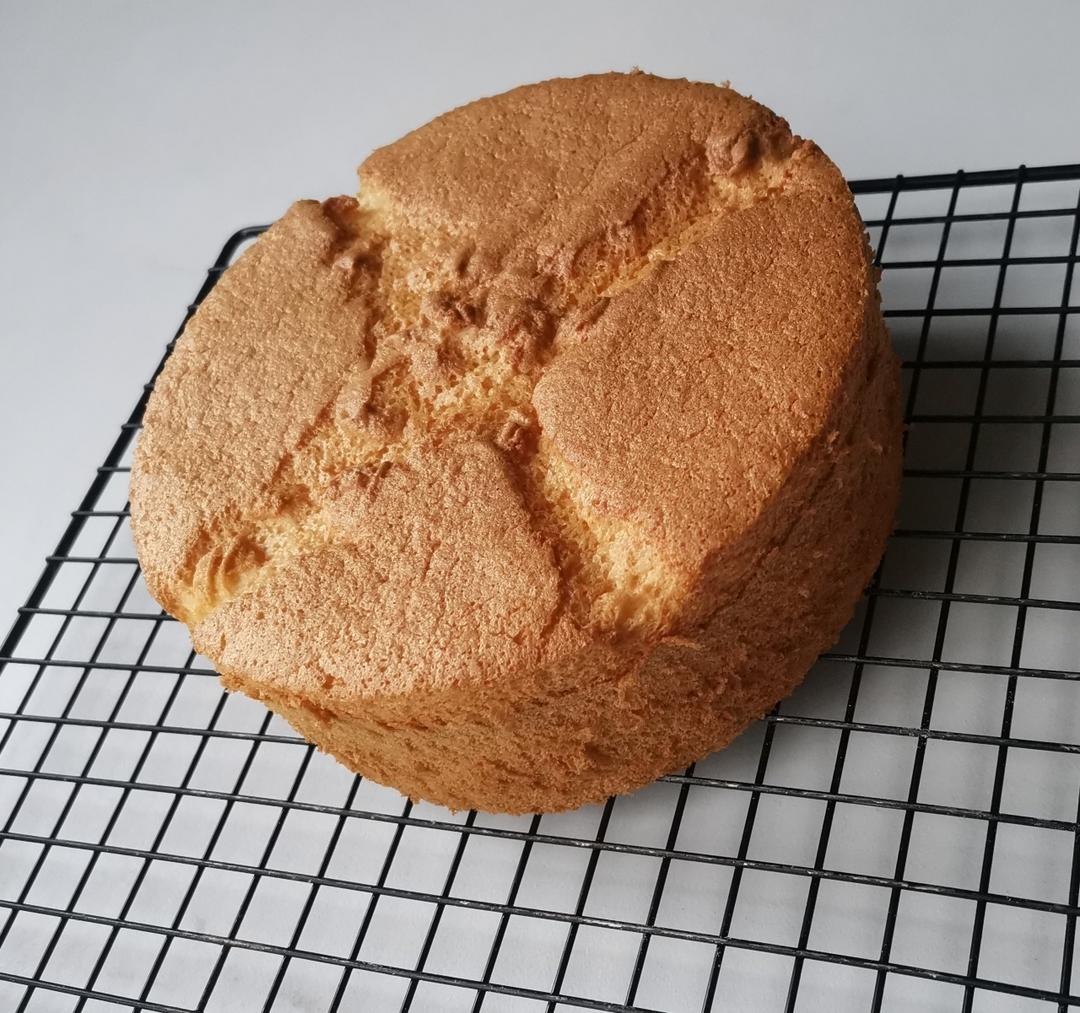 像云朵一样柔软的牛奶软蛋糕