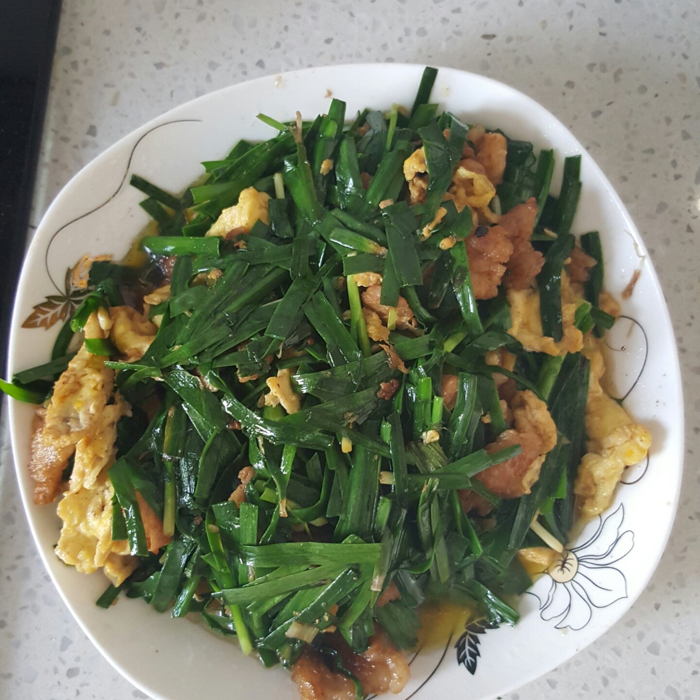 鸡蛋炒韭菜