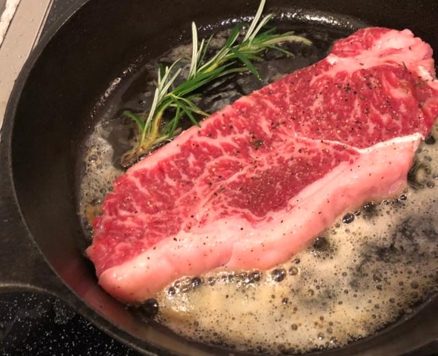 鑄鐵鍋美式煎牛扒           Cast iron pan steak
