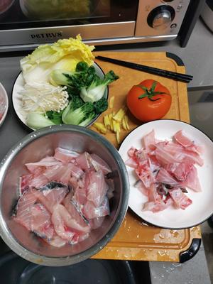 酸汤脆肉皖鱼的做法 步骤3