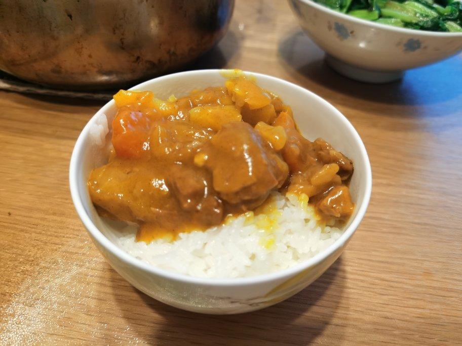咖喱牛腩