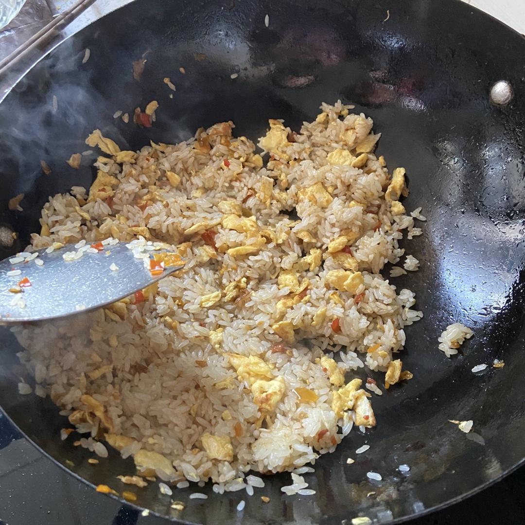 不正宗的扬州炒饭（家常版）