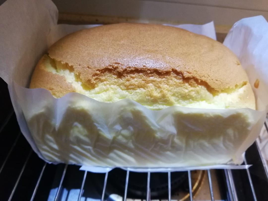 土司盒古早味蛋糕