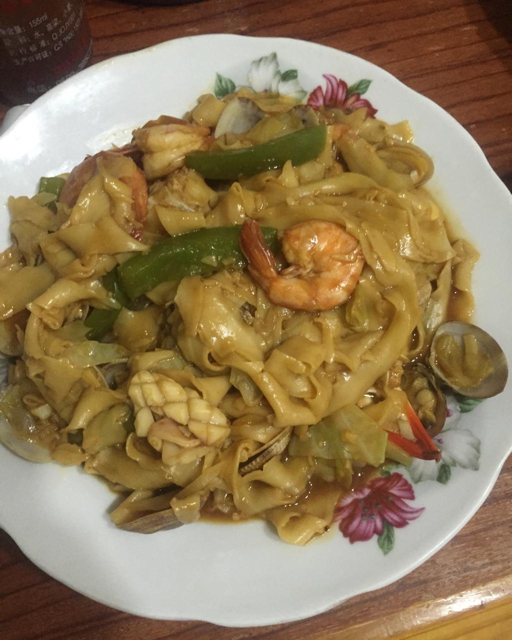 海鲜焖面