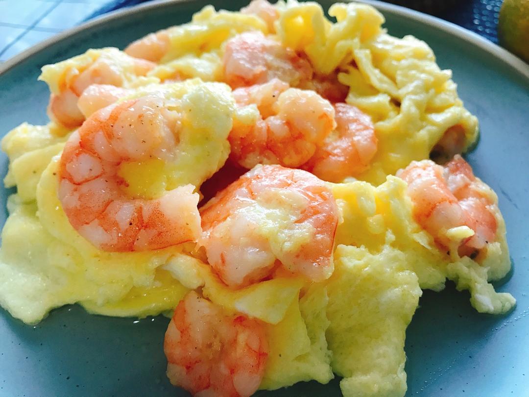 鲜香嫩滑的 虾仁滑蛋