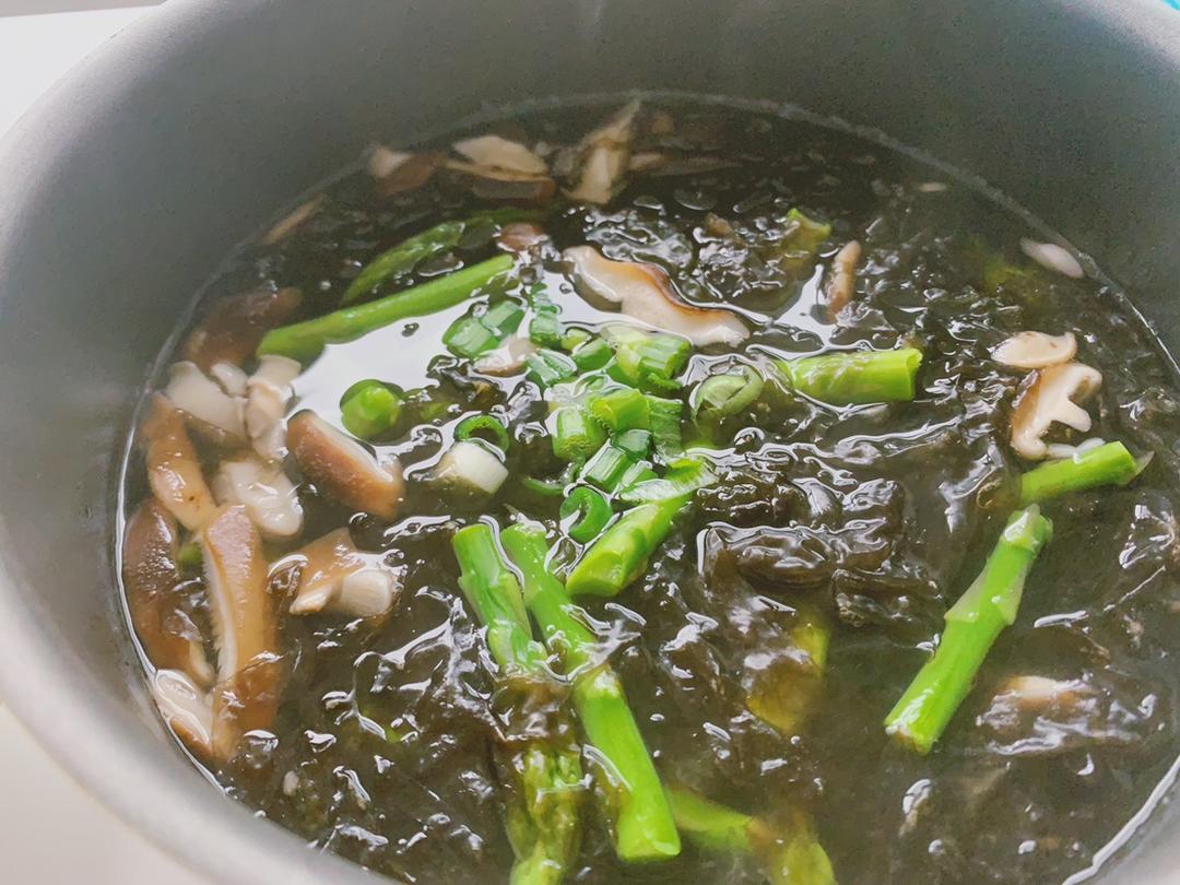 紫菜芦笋汤