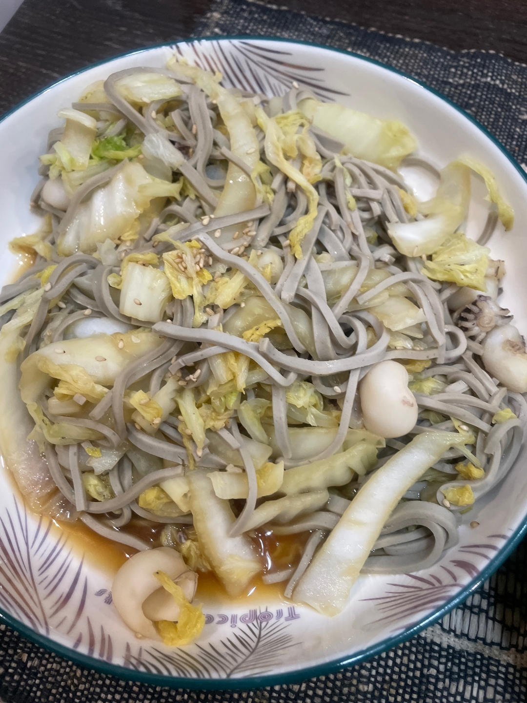 墨斗鱼炒干丝白菜