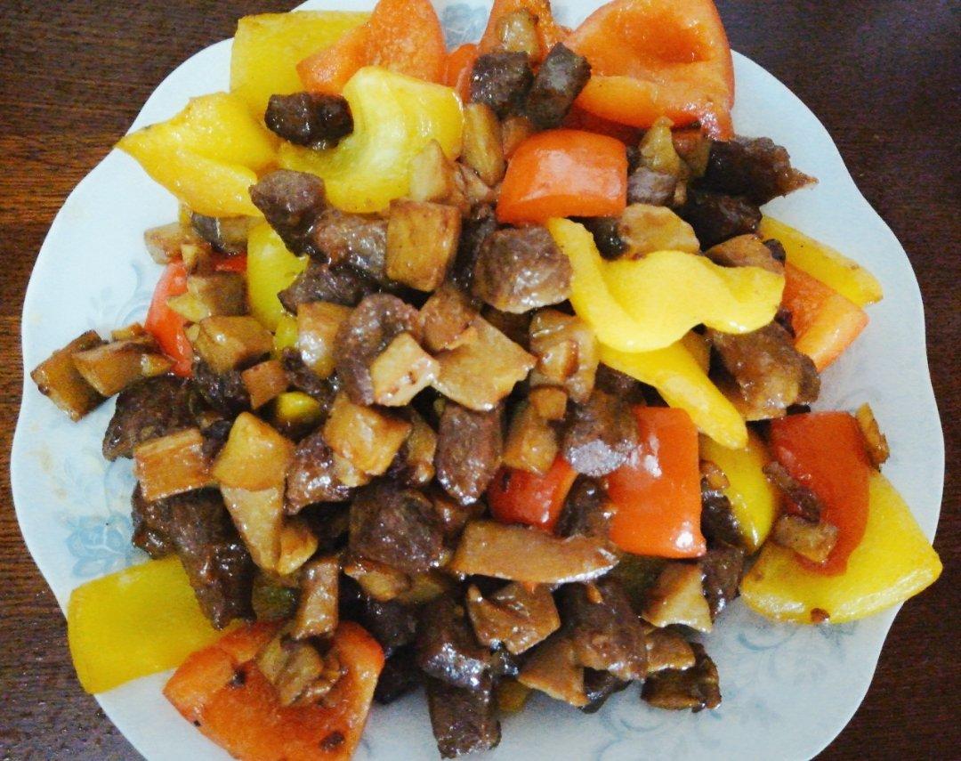 家常菜~杏鲍菇烧牛肉粒