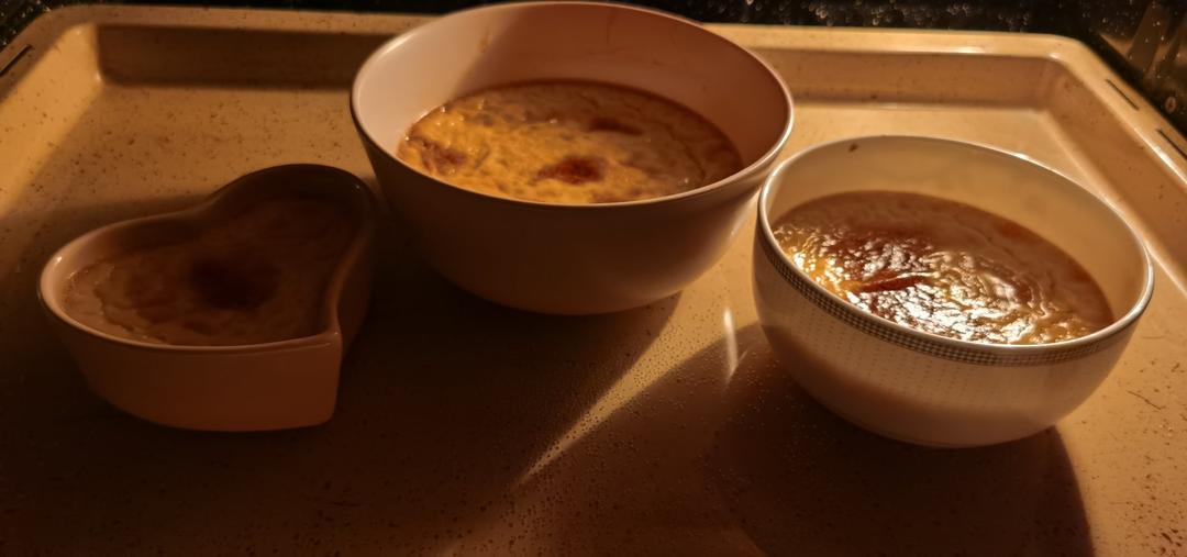 焦糖布丁超简单（蛋黄淡奶油消耗）