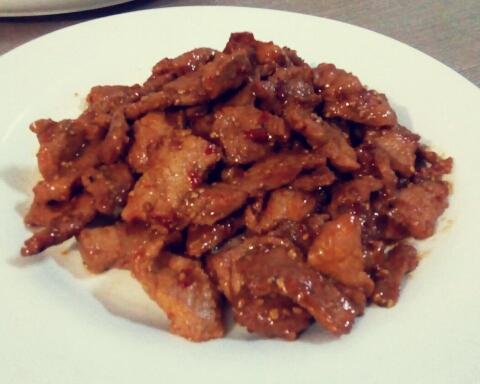 香辣里脊肉的做法