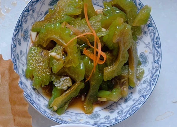 凉拌苦瓜（减脂肪，脆爽可口）