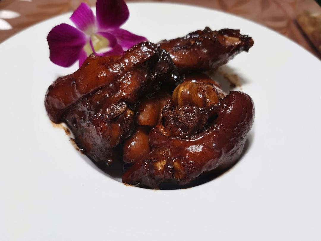 红烧猪蹄~小美家常菜的做法