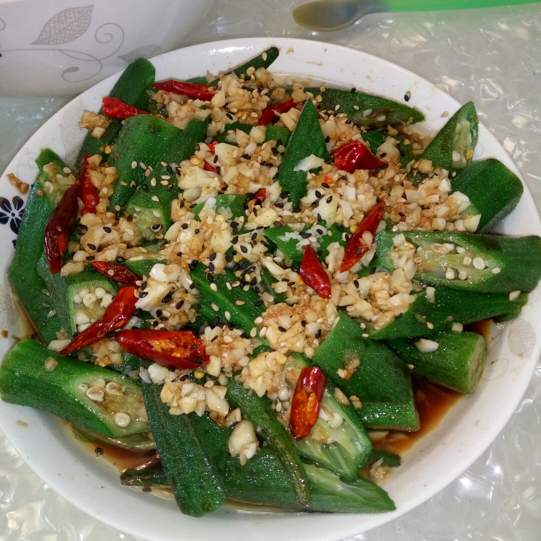 白灼秋葵