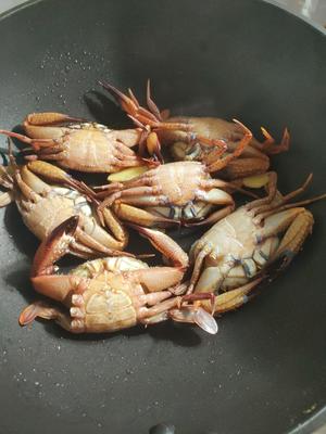 香煎螃蟹（快手版）的做法 步骤2