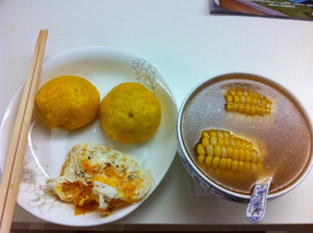 何小姐的晨食志