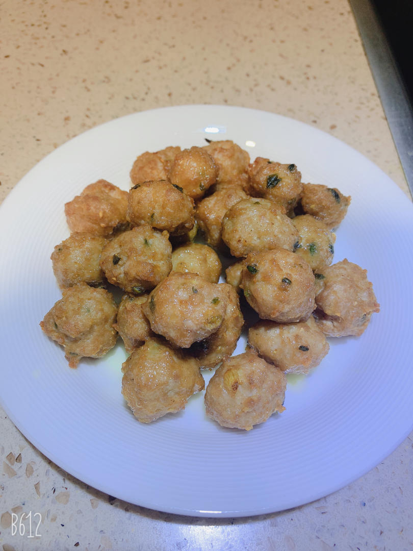 在家也能做大菜之3~“干炸丸子”