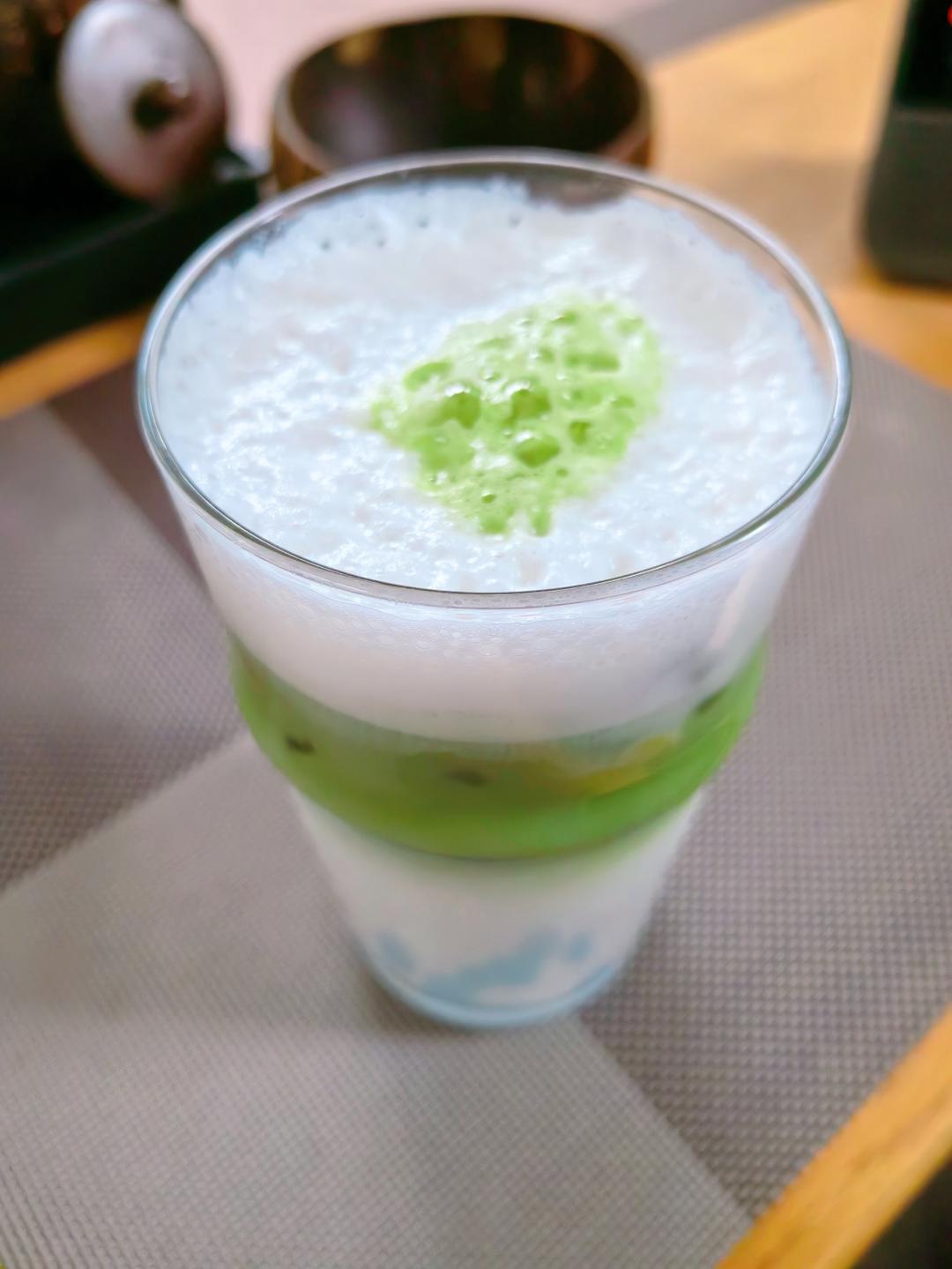 抹茶牛奶
