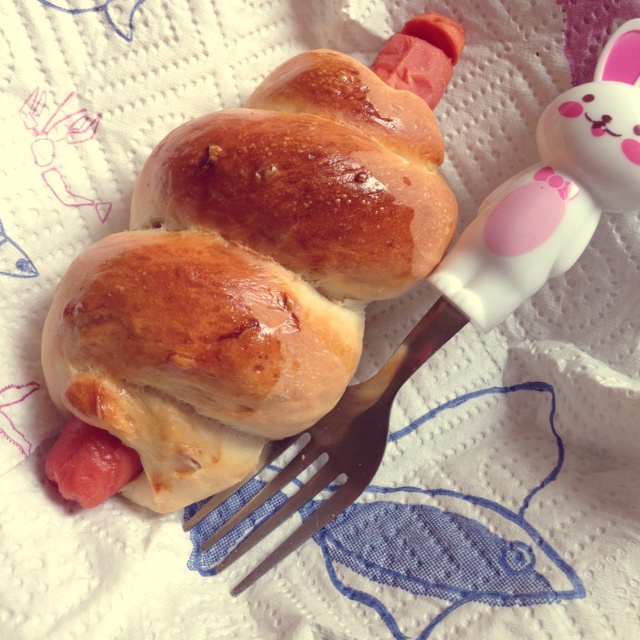 台式香肠面包卷