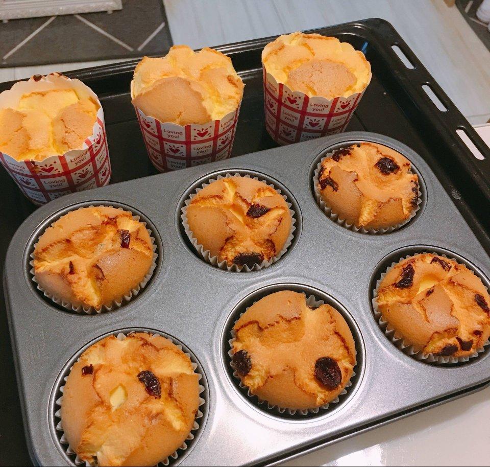 蔓越莓纸杯蛋糕