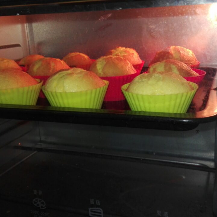 全蛋杯子小蛋糕