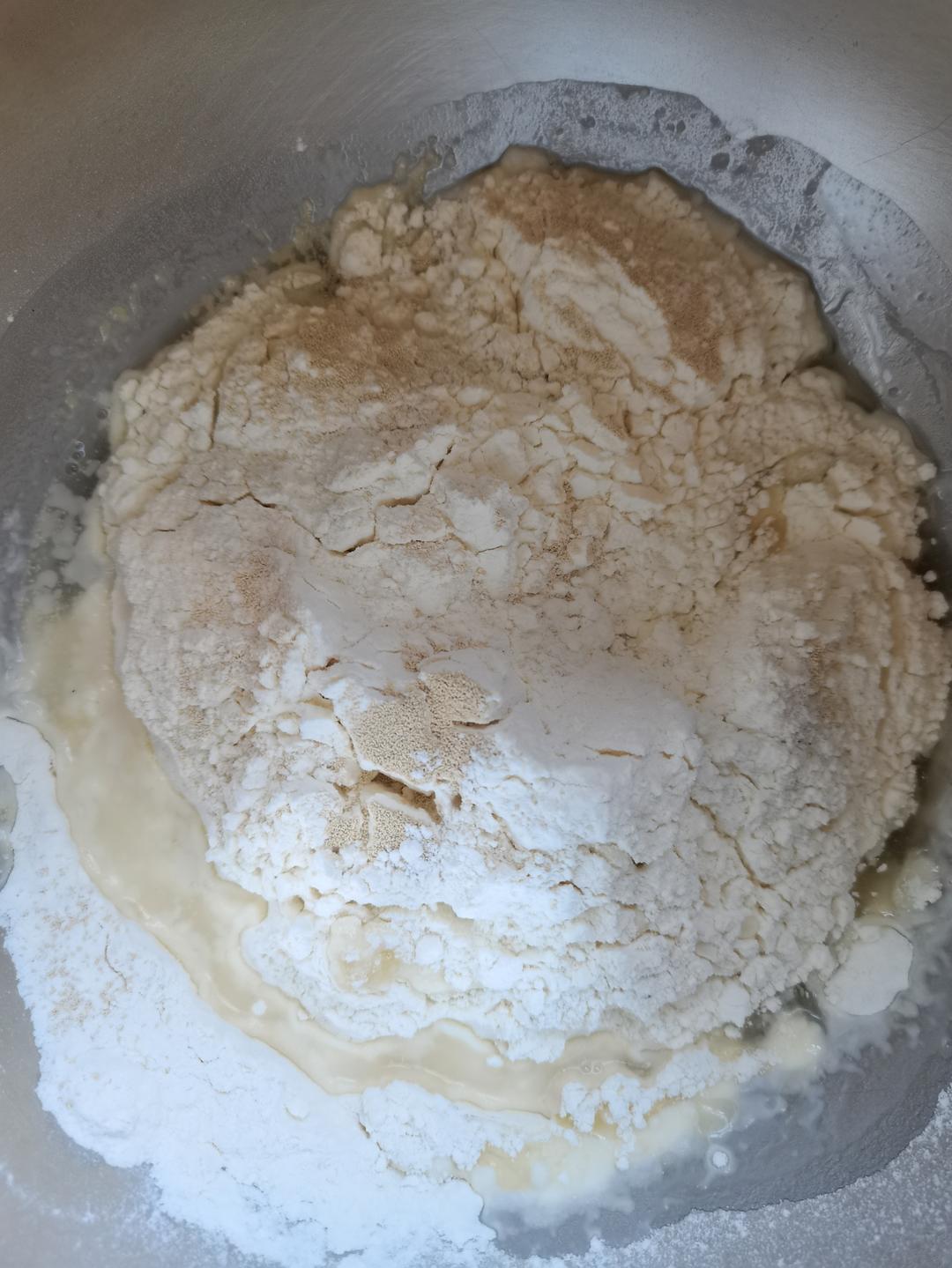 纯奶手撕吐司的做法 步骤1