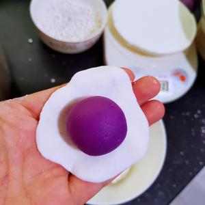 水晶紫薯球的做法 步骤4