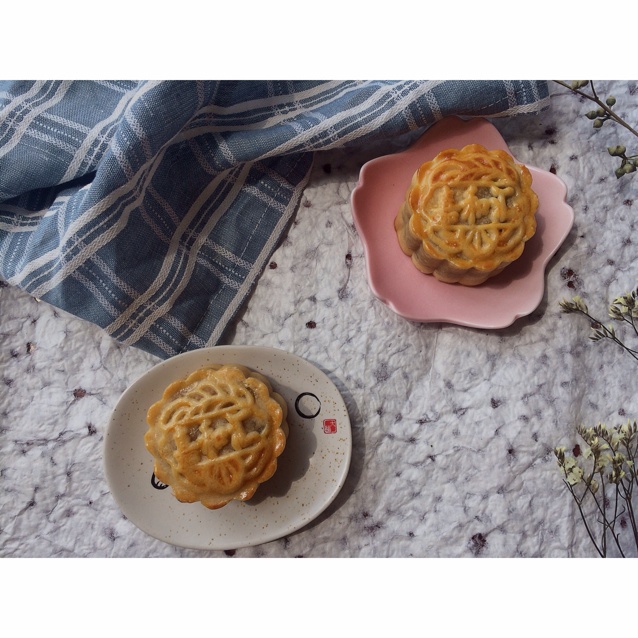 广式月饼——蛋黄莲蓉月饼
