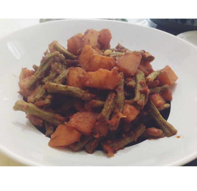 土豆炖豆角