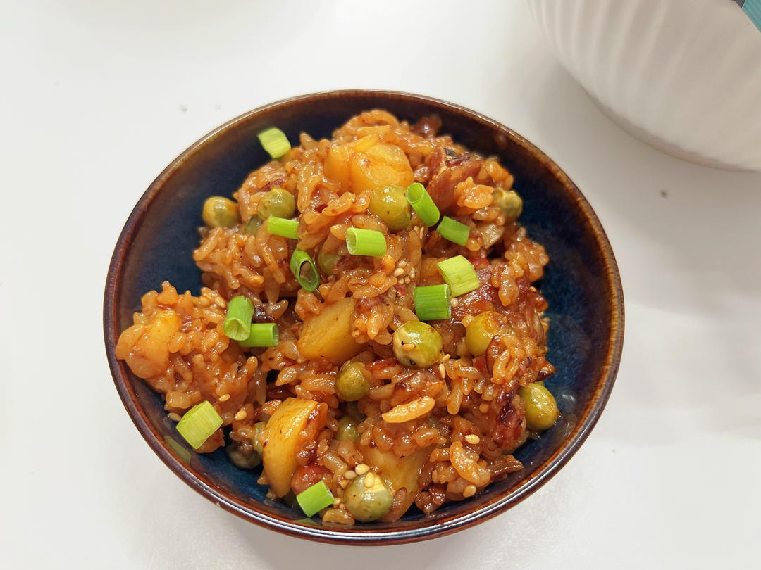 香绝了❗❗吃了还想吃的土豆腊肠焖饭❗❗