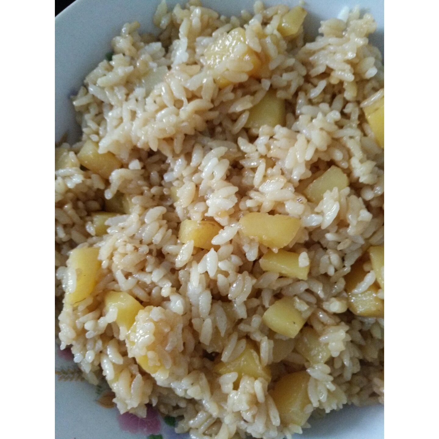土豆焖饭（电饭锅版）