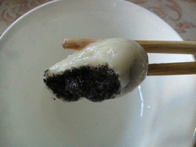 黑芝麻汤圆
